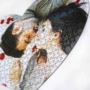 300 Stück Herzform Puzzle - €  17.90